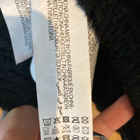 Zara Women's Black Faux Shearling Jacket - Picture 6 of 7